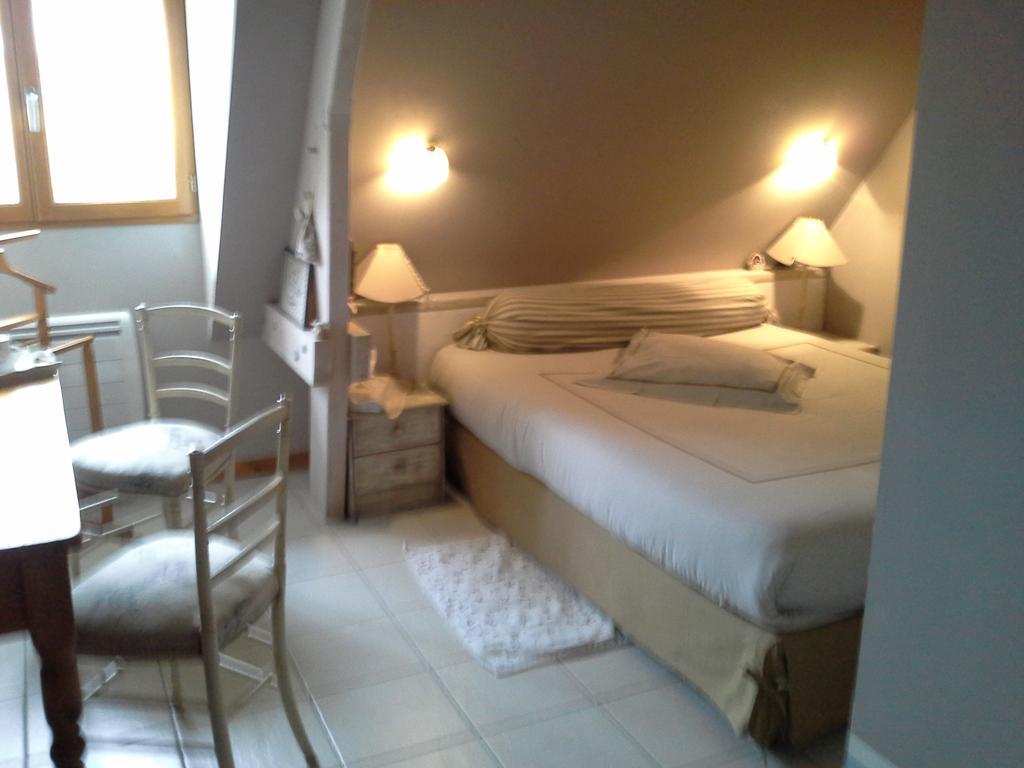 Chambres D'Hotes Au Temps Des Cerises Jumieges Ngoại thất bức ảnh