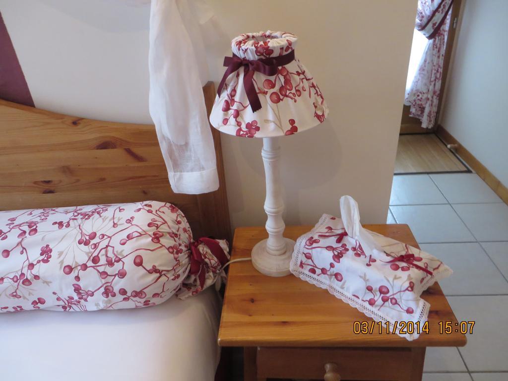 Chambres D'Hotes Au Temps Des Cerises Jumieges Phòng bức ảnh